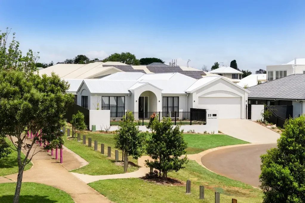 23 Catherine Circuit, Middle Ridge, QLD 4350