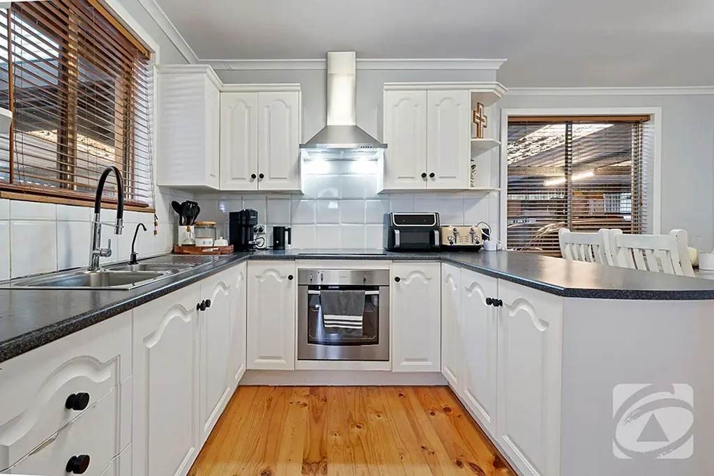 Elizabeth Downs 4 Bedroom Hidden Gem – Perfect for the first home buyer!