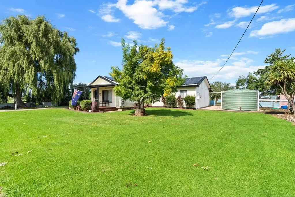 1393 Sale-Heyfield Road, Denison, VIC 3858