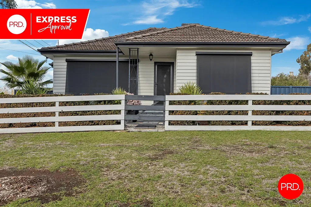 Neat, 3 Bedroom Home!