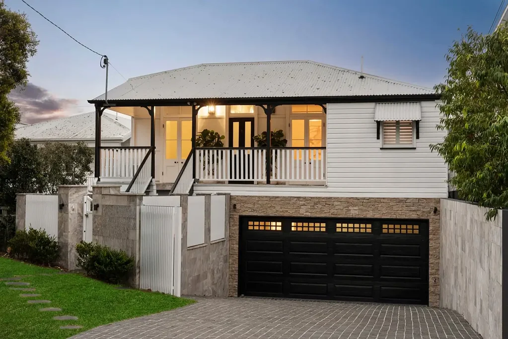 Bulimba 5ਬੈੱਡਰੂਮ Refined Queenslander Living in the Heart of Bulimba