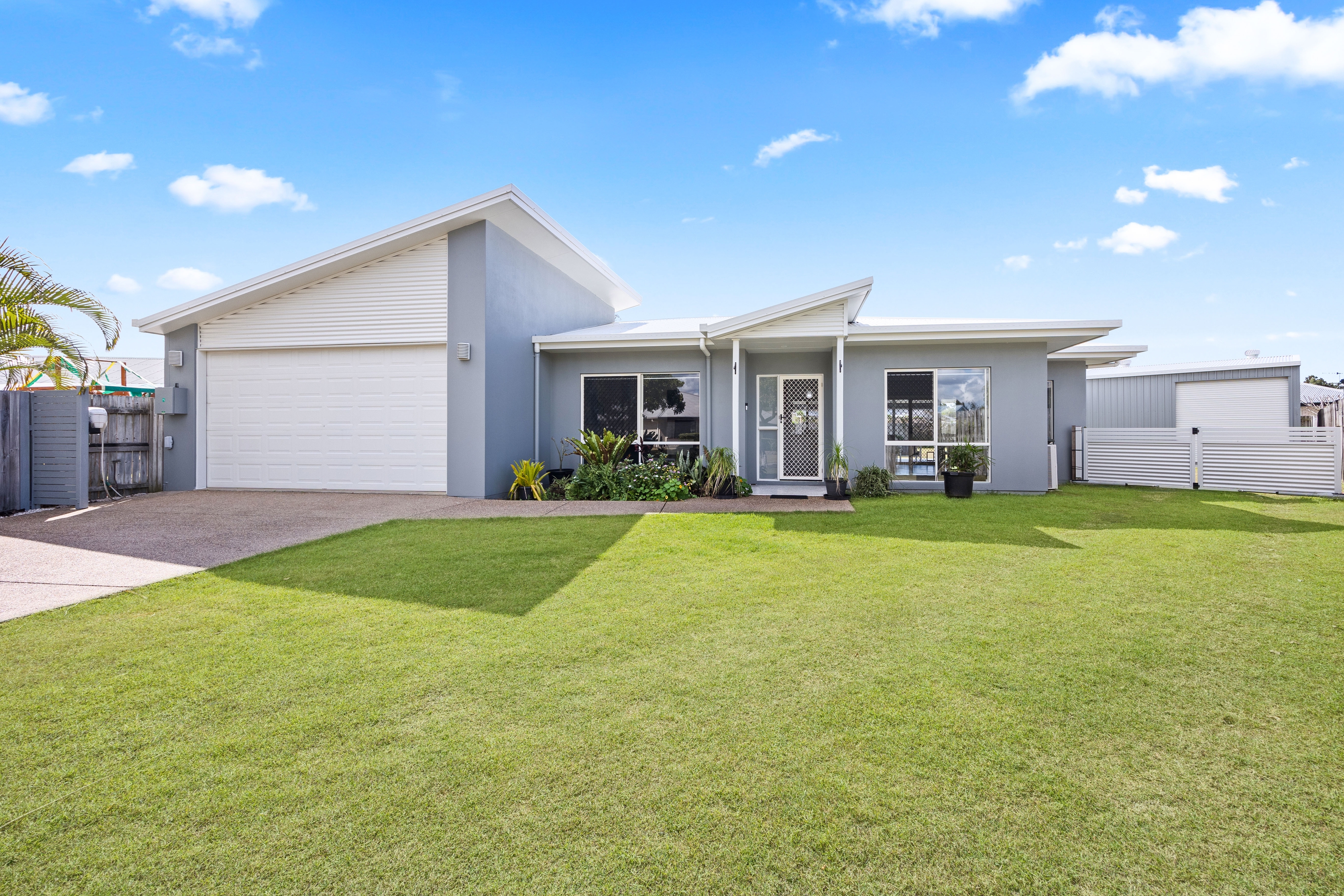 4 BEACH WALK CT, TOOGOOM QLD 4655, 0部屋, 0バスルーム, House