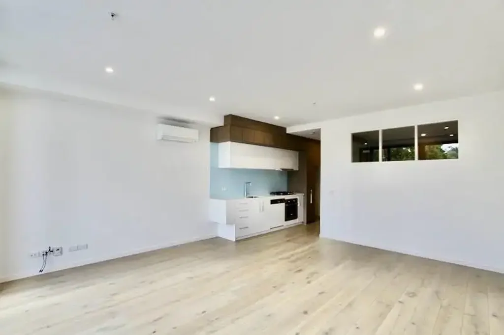 Stylish 1-Bedroom Apartment in the Heart of Carnegie