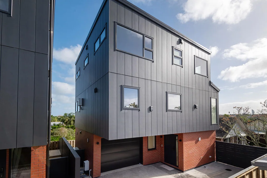 Belmont 5 Slaapkamer Last Remaining Home  Premium Living