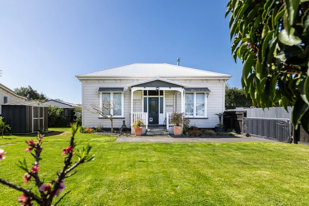 Parkvale 3બેડરૂમ Location, tick. Character, tick. Value, tick