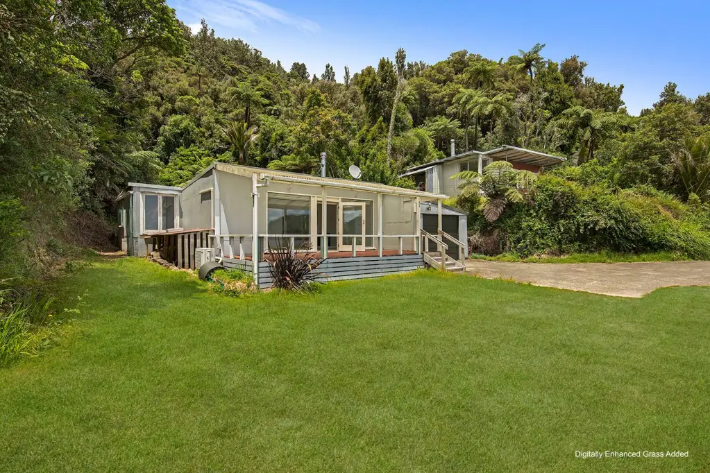 Lake Rotoma 3ਬੈੱਡਰੂਮ Handymans Opportunity - Leasehold Title