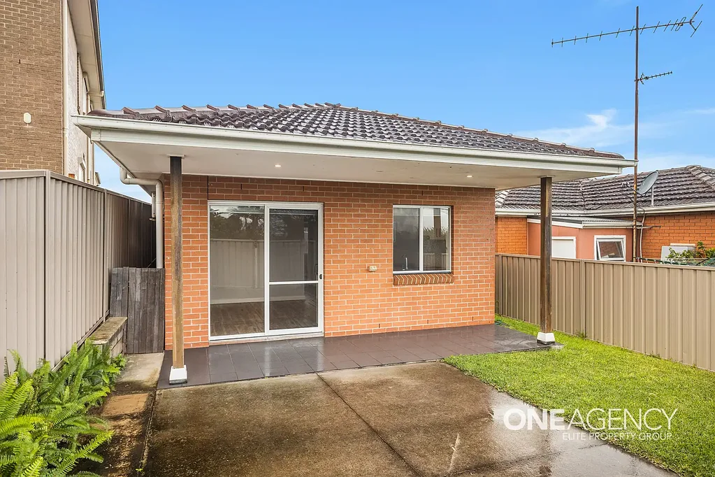 LOW-MAINTENANCE LIVING IN A PRIME PORT KEMBLA LOCATION