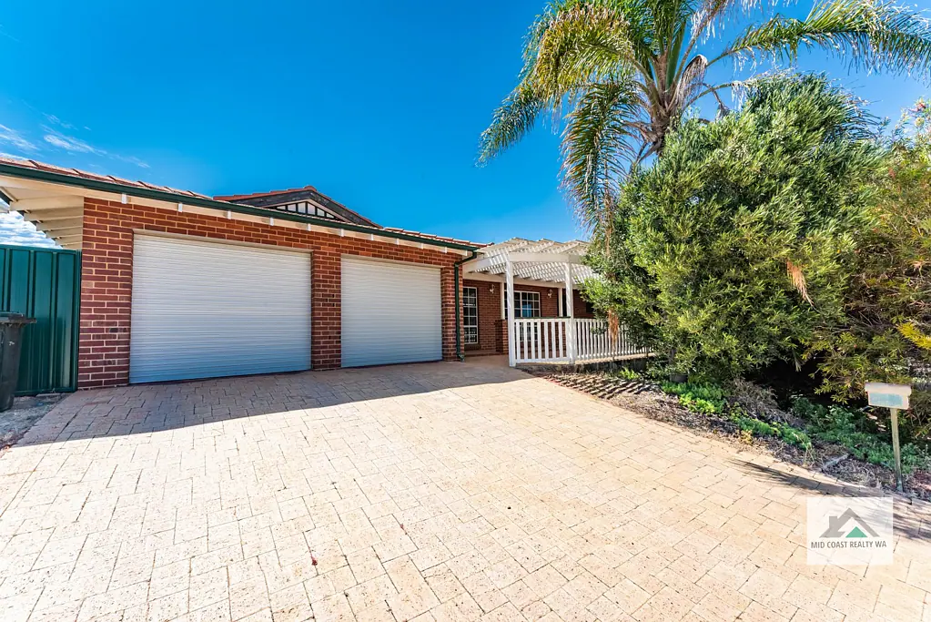 33 Seaview Boulevard, Wandina, WA 6530