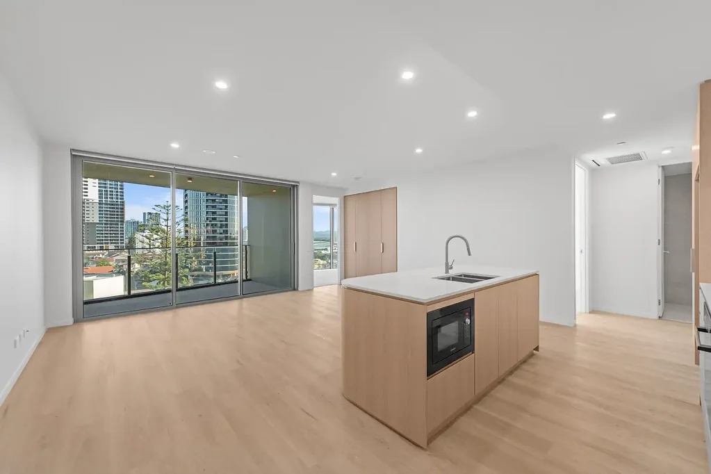 Luxury Beachside Broadbeach Address