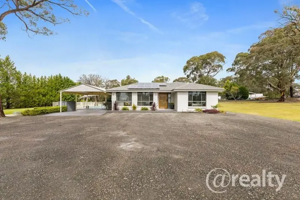 Buxton 5 Bedroom Acreage Elegance with Dual Living Luxury