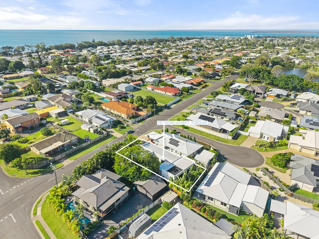 Urangan 4침실 Escape to Your Own Tropical Oasis