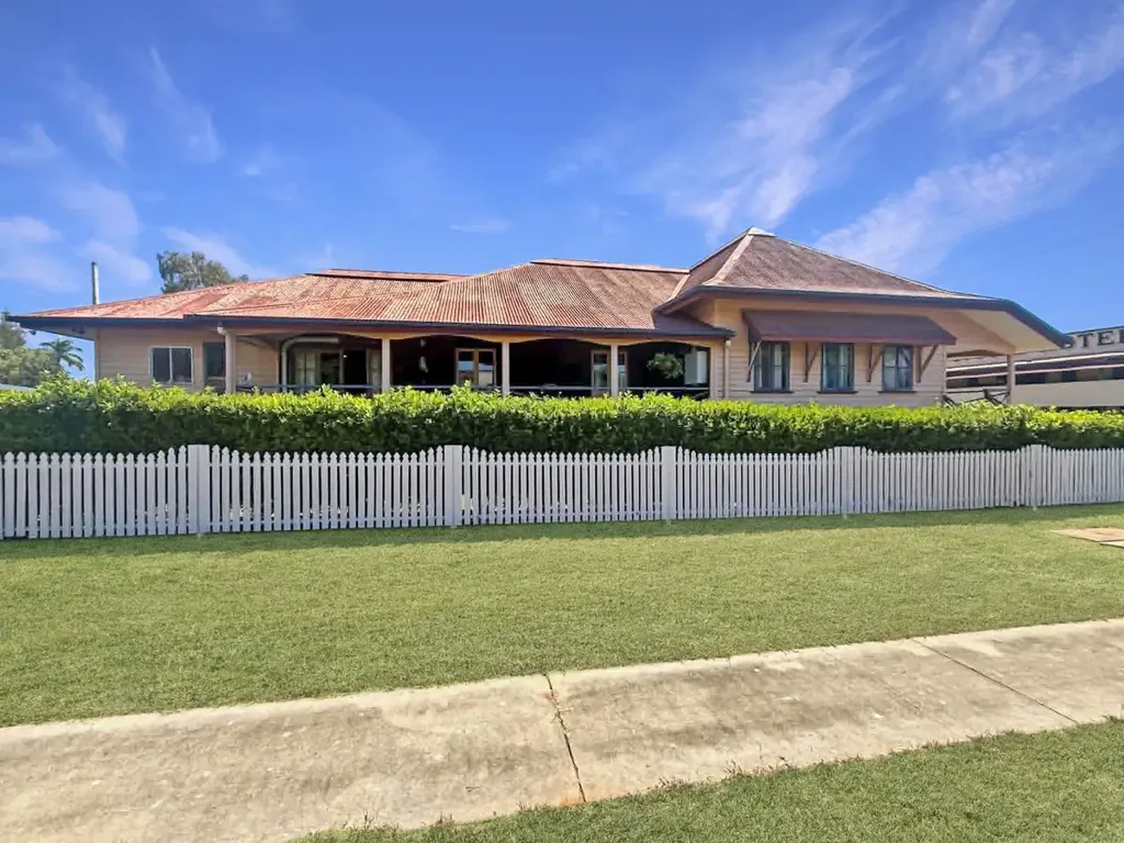 Chillagoe 7ห้องนอน Historic Charm Meets Modern Opportunity in the Heart of Chillagoe