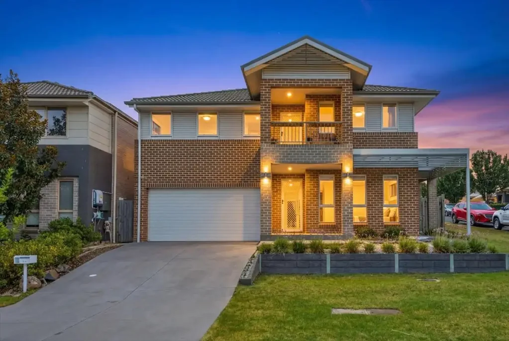 Elderslie 4Kwarto 3 LIVING AREAS !