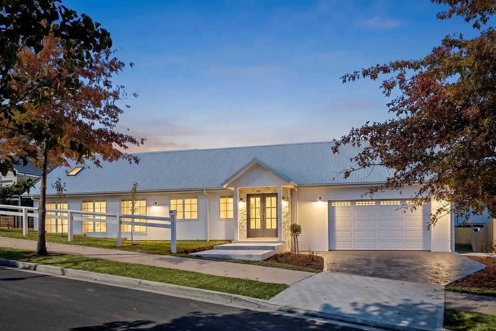 Bowral 5房  A Home of Light, Space & Architectural Clarity