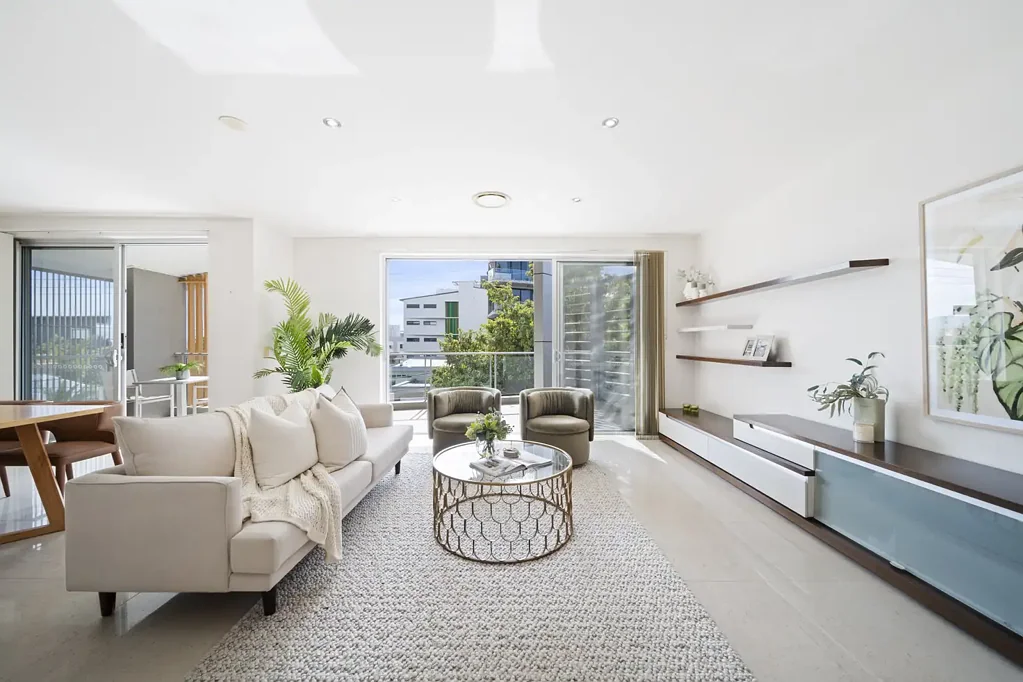 Highgate Hill 3Phòng ngủ Top Floor Elevated Living in the Heart of Highgate Hill