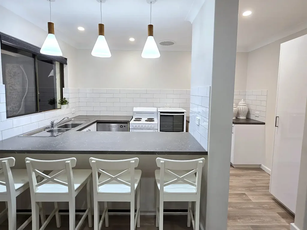 2/51 Park Street, Como, WA 6152