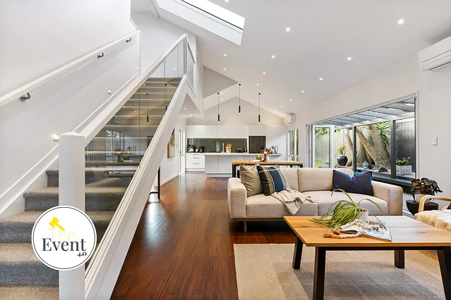 13 Newbury Place, Schnapper Rock, North Shore City