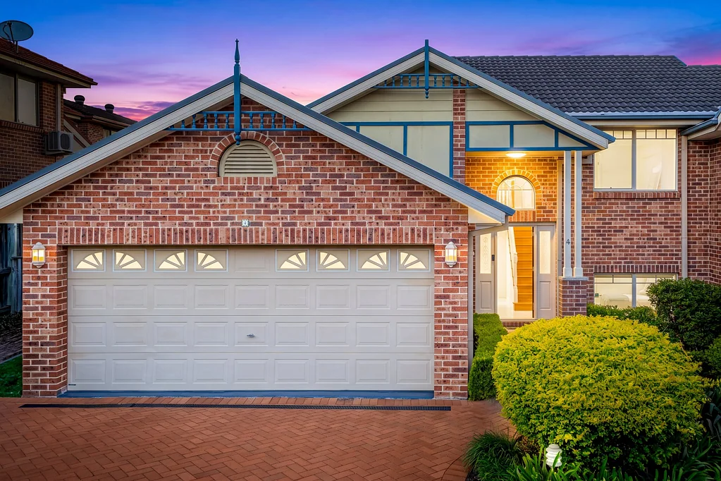 West Pennant Hills 3Kwarto Revived Torrens title duplex in Murray Farm catchment