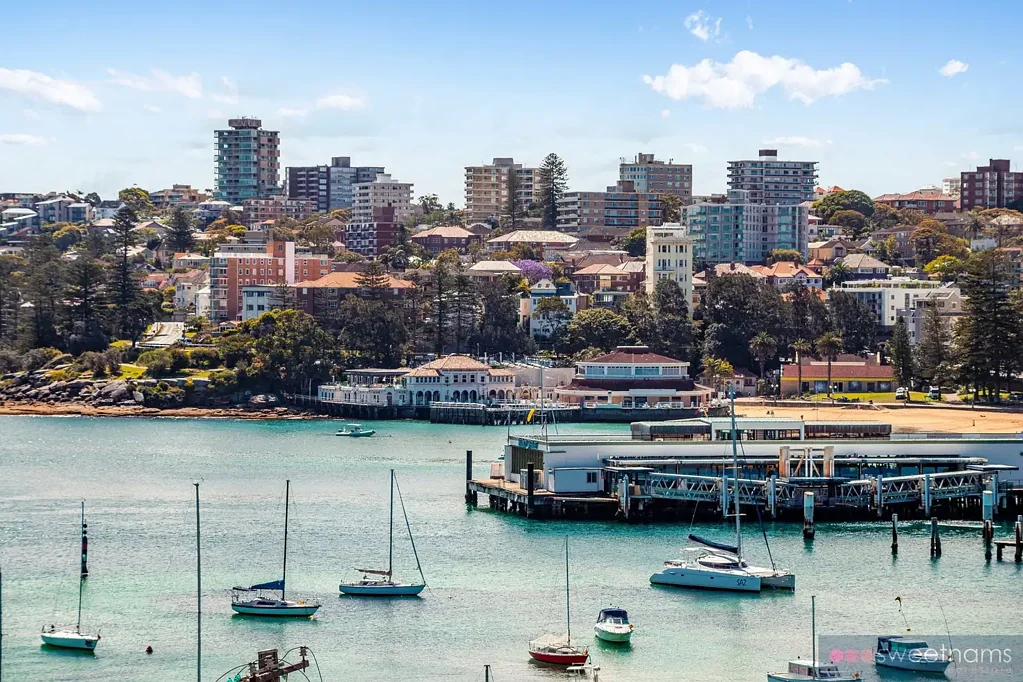 Elevated Harbour Views in a Prime Manly Setting