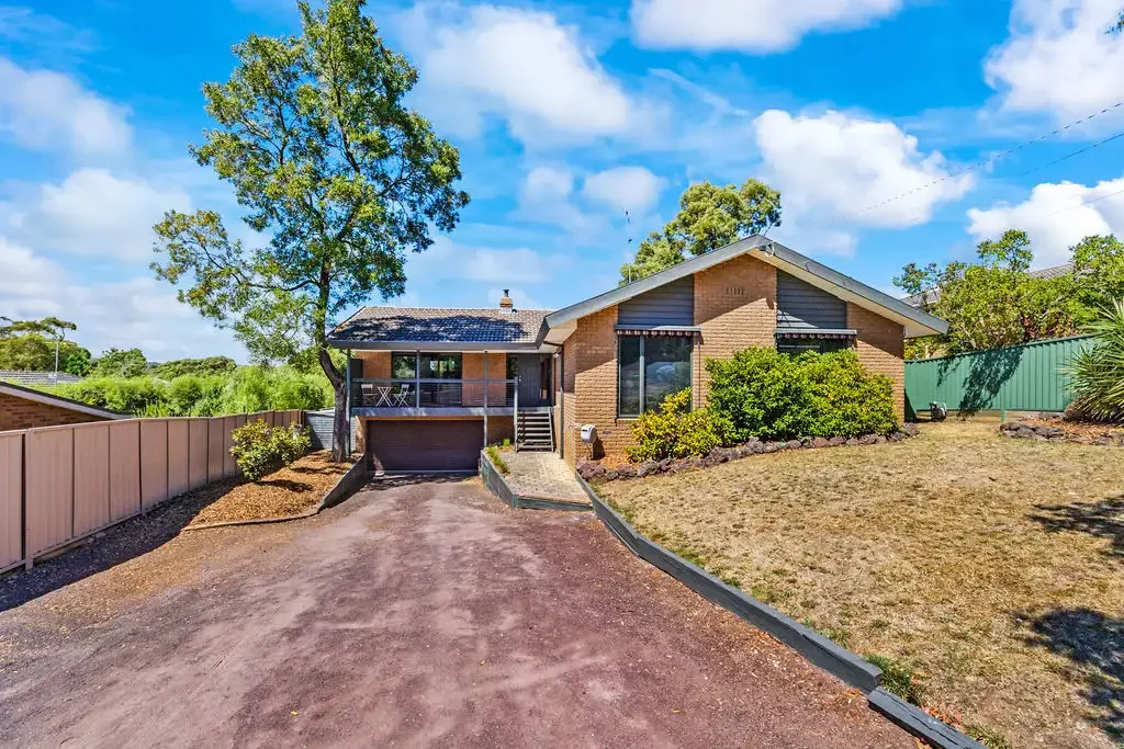 1 Hale Avenue, Mount Clear, VIC 3350