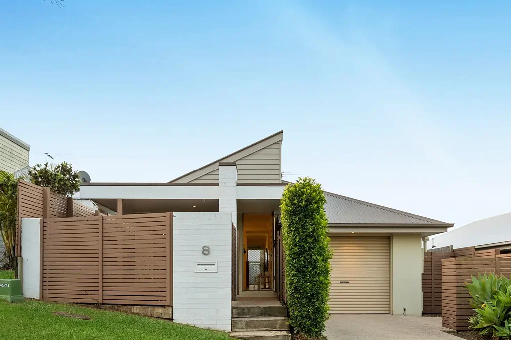 Springfield Lakes 3 Slaapkamer Stylish Family Living in a Convenient Springfield Lakes Location
