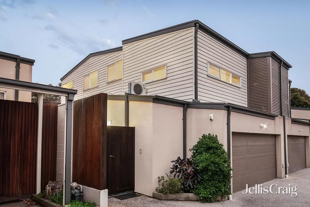 Diamond Creek 3 Bedroom A modern jewel in a quiet setting