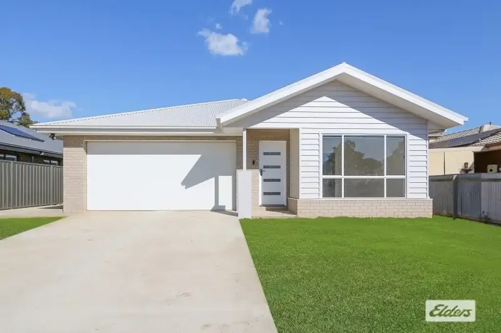Brand New 4-Bedroom Family Home – Modern Comfort Meets Practical Living!