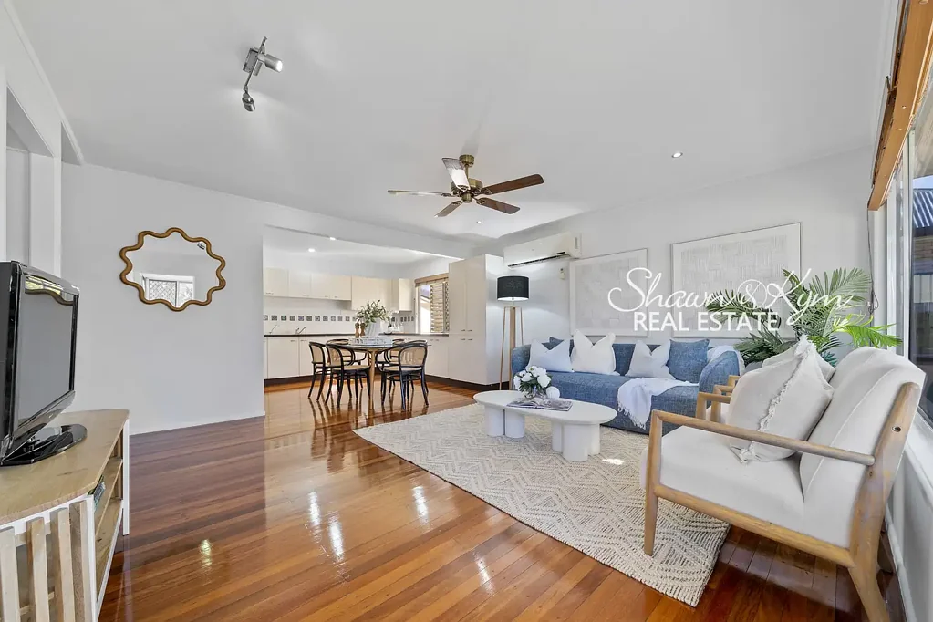 Tingalpa 4房 全屋木地板 现代浴室 独立套房 步行便利 多功能空间 Character, Comfort & Genuine Dual Living - All in One Brilliant Package