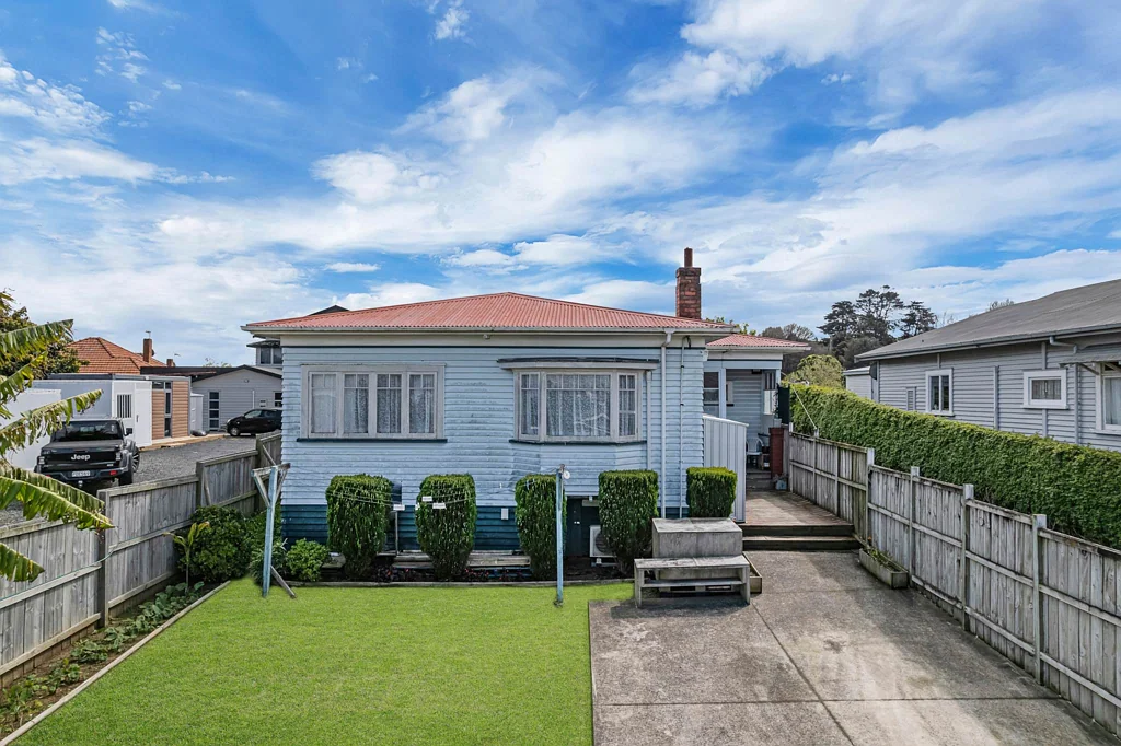 Otahuhu 3침실 INVESTMENT OPPORTUNITY – ROAD FRONTAGE & MOTIV...