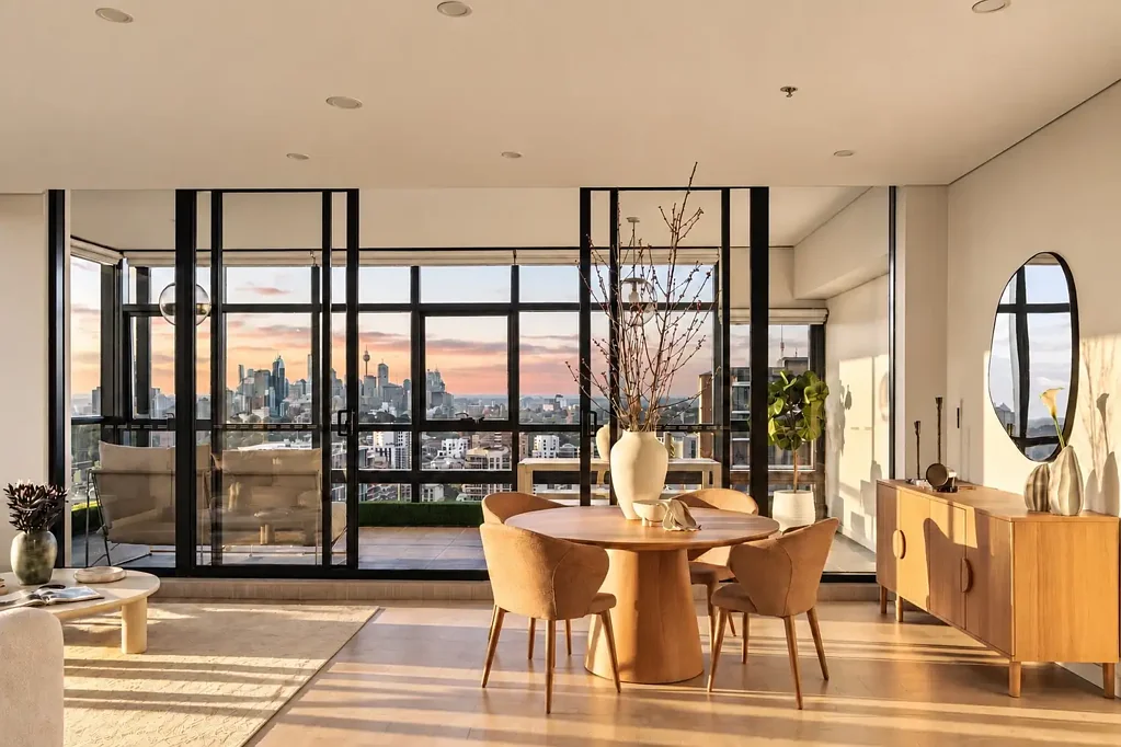 Zetland 3બેડરૂમ Sky-High Penthouse Living with North-Facing Unrestricted Panoramic City Views
