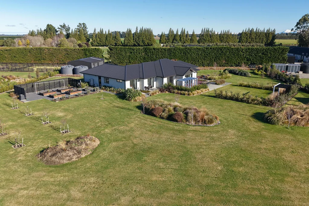 Darfield Executive lifestyle living at its finest