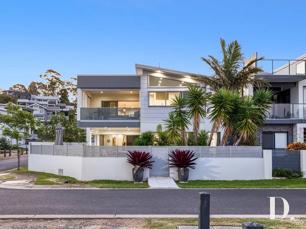 9 Oceanfront Drive, Sapphire Beach, NSW 2450
