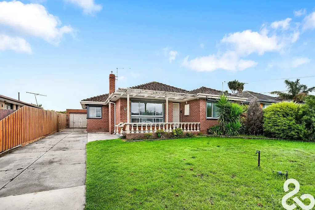 Spacious & Inviting 3-Bedroom Family Home