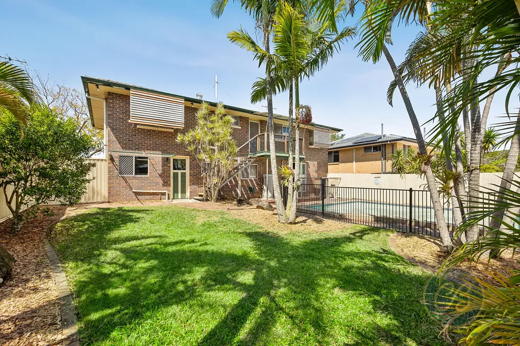 Albany Creek 3房  Elevated Albany Creek Home with Endless Potential
