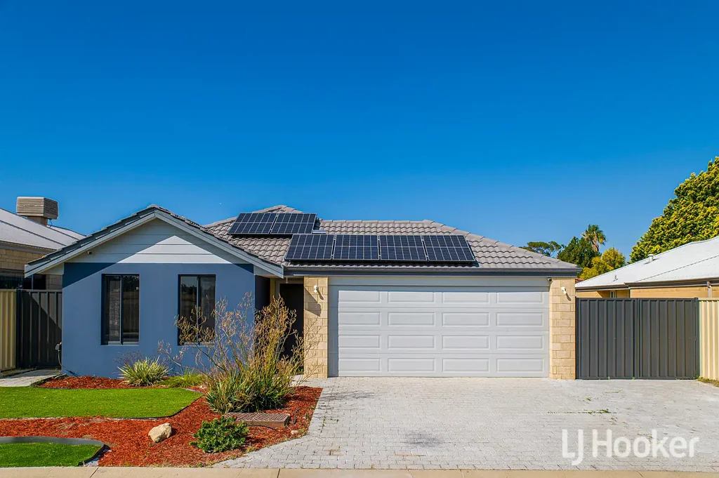 45 Hemingway Drive, Camillo, WA 6111