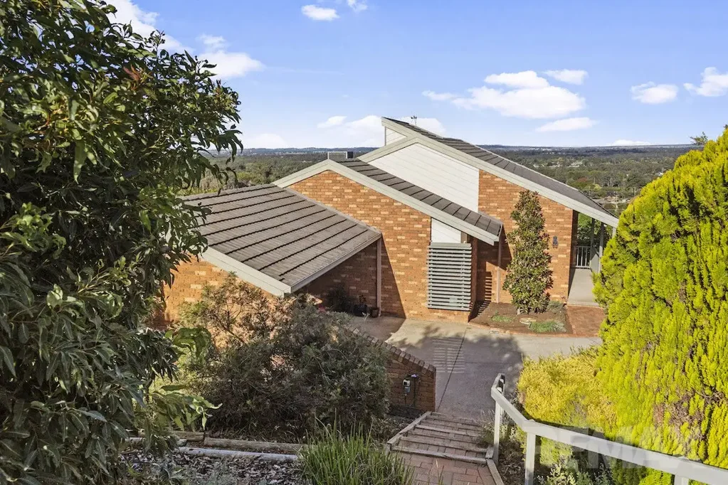 Kooringal 4ห้องนอน Outstanding Views, Brilliant Family Home.