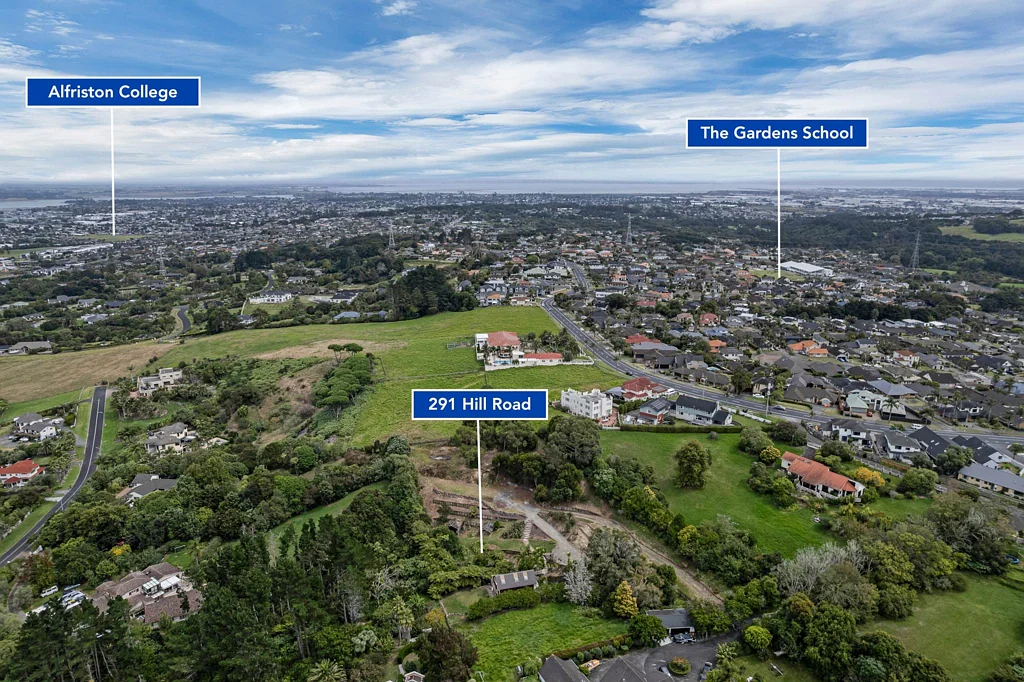 The Gardens 3 Bedroom Where Country Meets Town; A Home of True Style