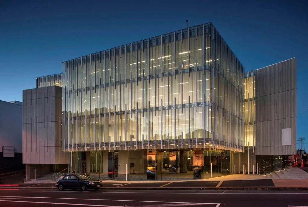 Parnell GEYSER BUILDING - OFFICE AND SIX CAR PARKS