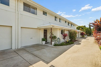Coffs Harbour 3房 Light-Filled Townhouse Living In A Walk-To-Everything Location