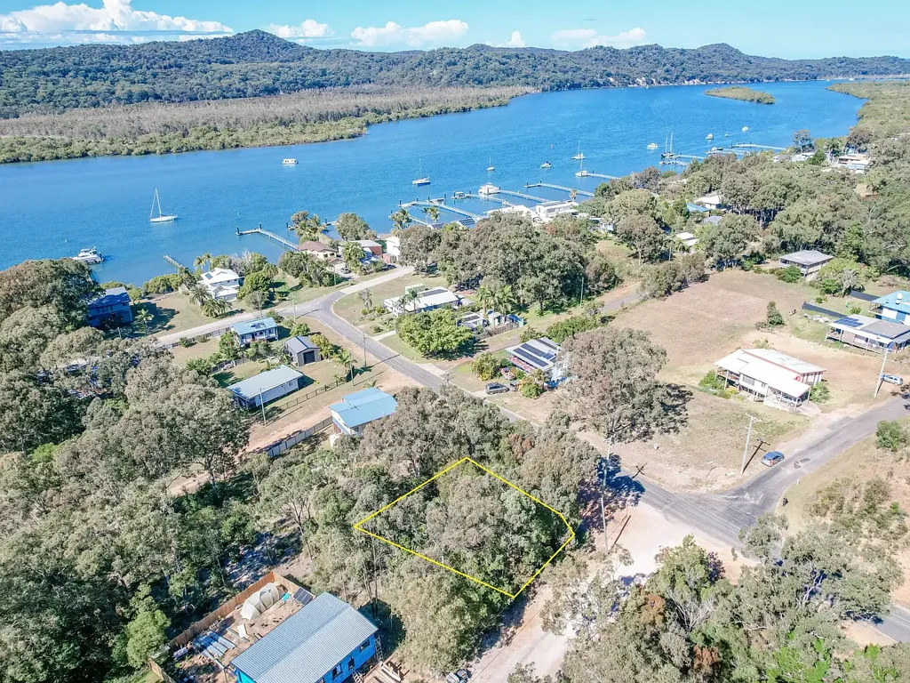 Russell Island Water Views To Stradbroke Island