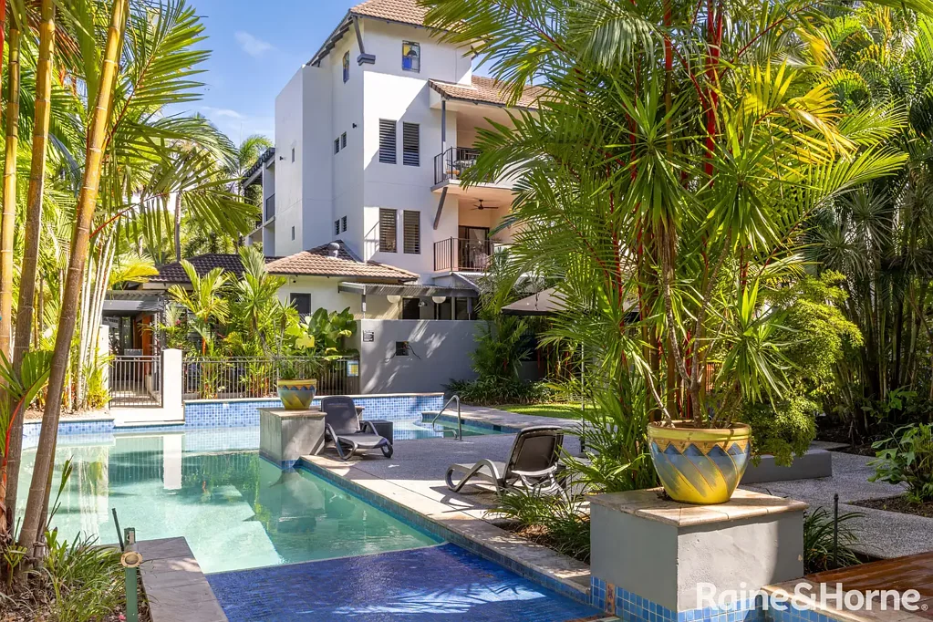 Port Douglas 2房  MUST SELL