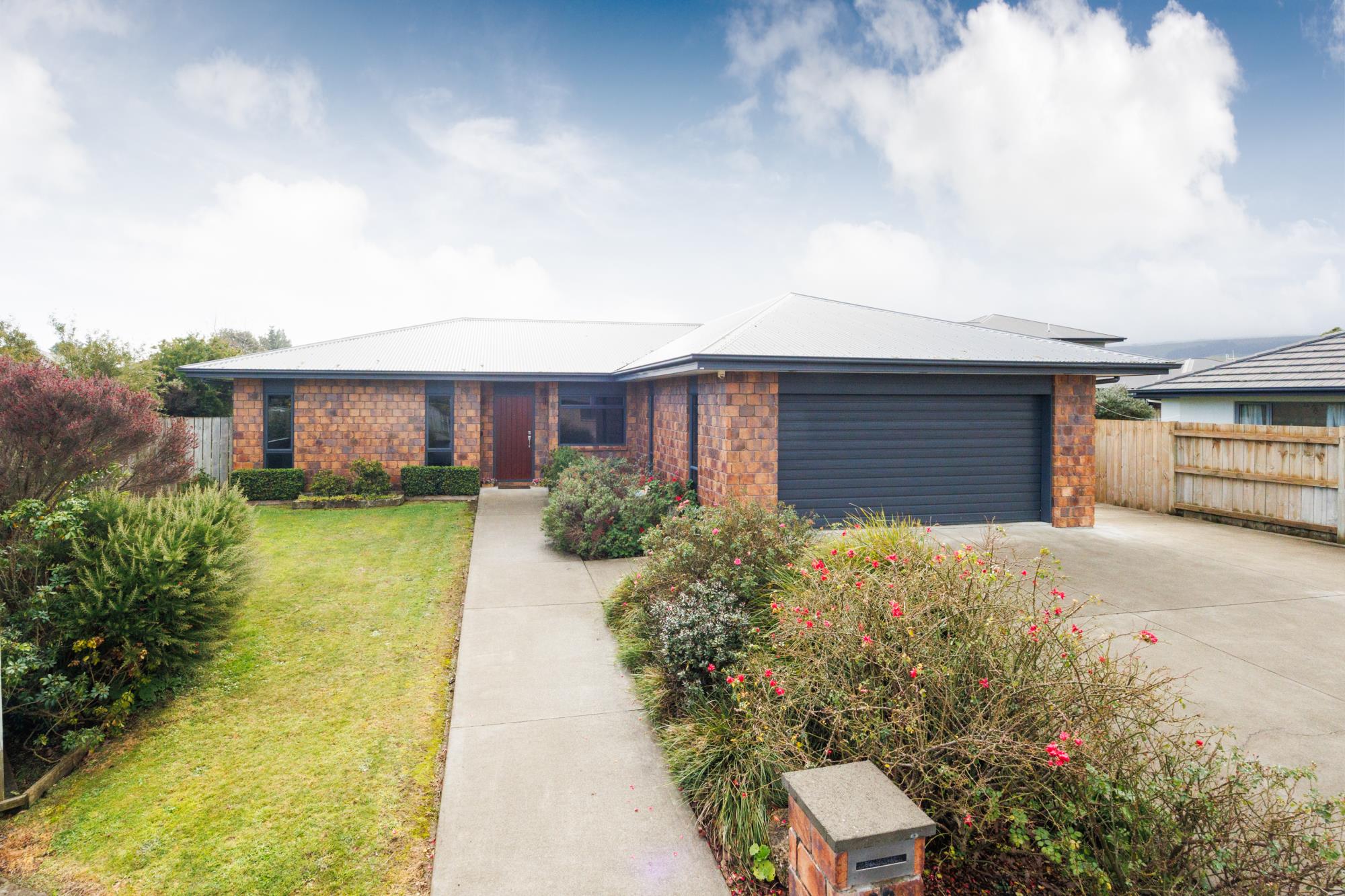 22 Oak Crescent, Ashhurst, Palmerston North, 4 Bedrooms, 0 Bathrooms, House