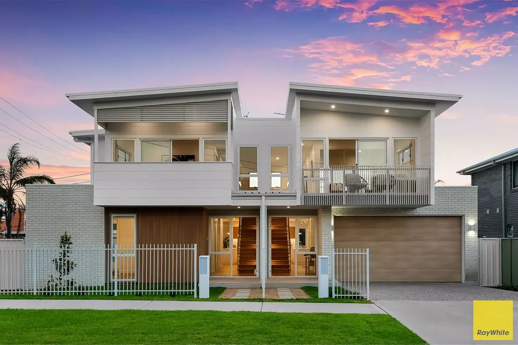 Umina Beach 4房  Where Luxury Meets Convenience - Torrens Title