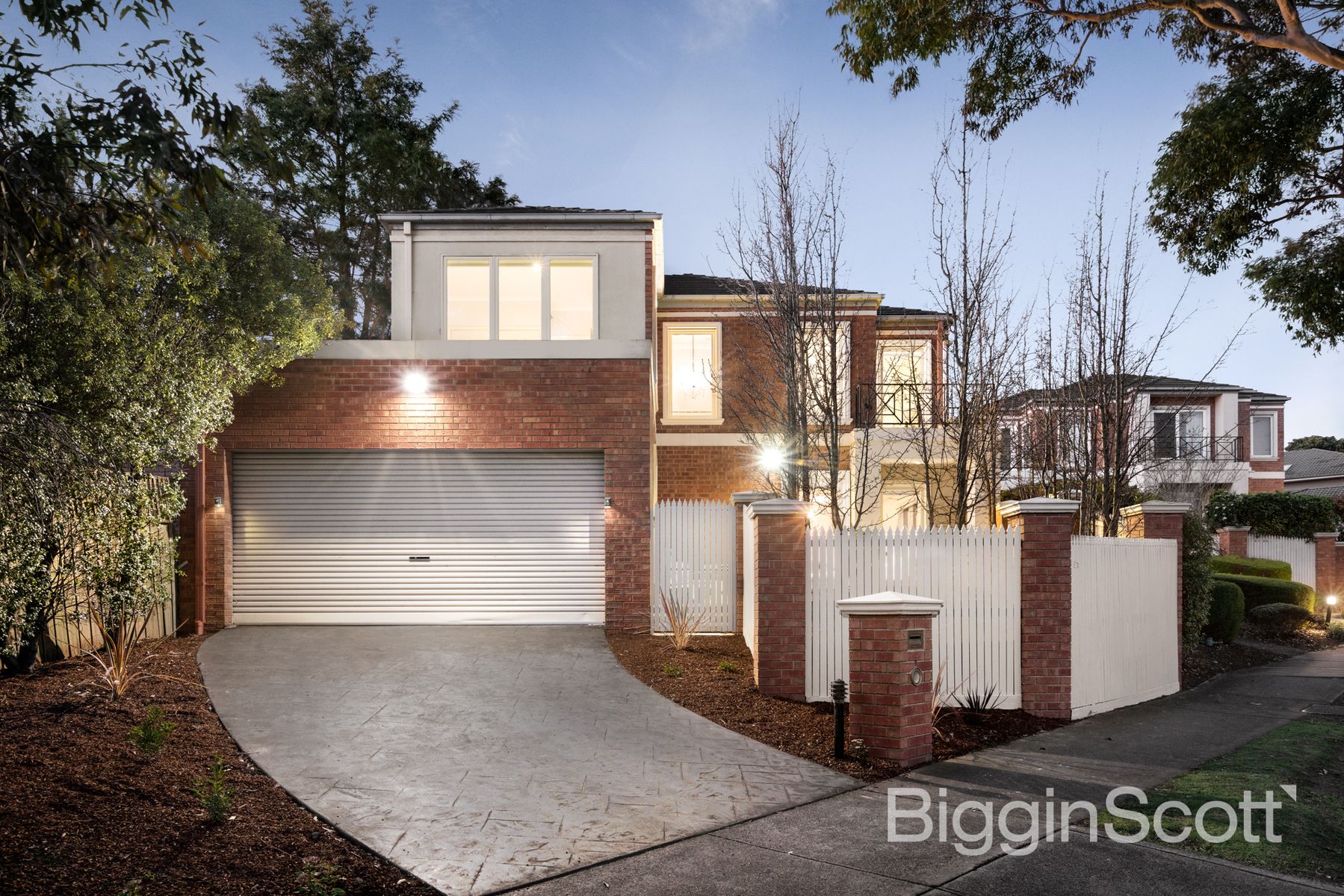 57-59 WHITTENS LANE, DONCASTER VIC 3108, 0 chambres, 0 salles de bain, Townhouse