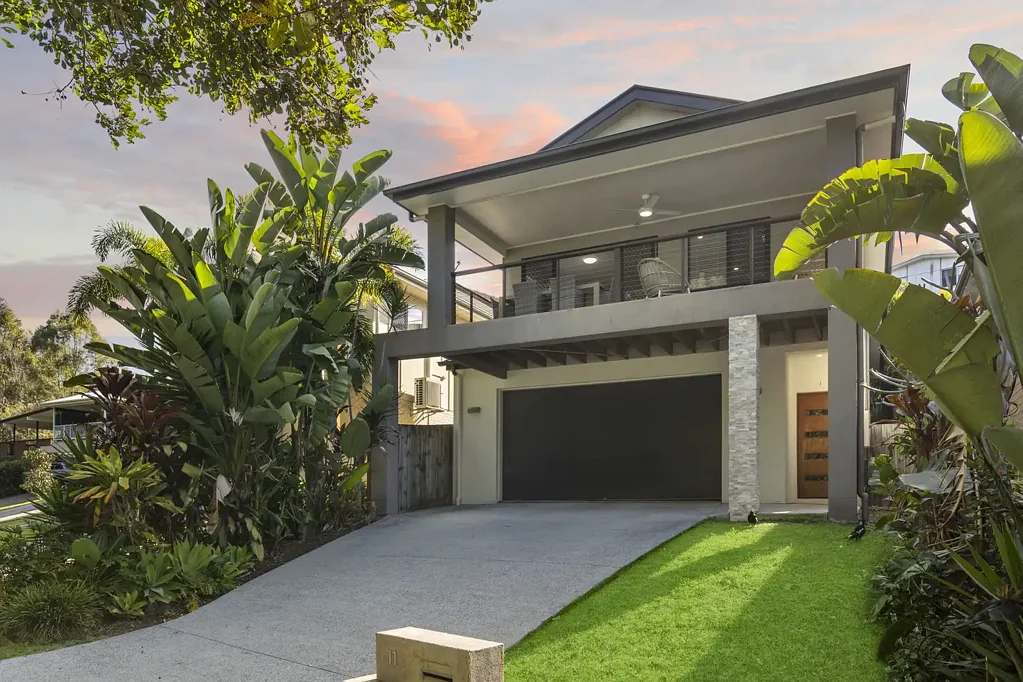 Everton Hills 4ਬੈੱਡਰੂਮ Elevated Living with Leafy Outlook
