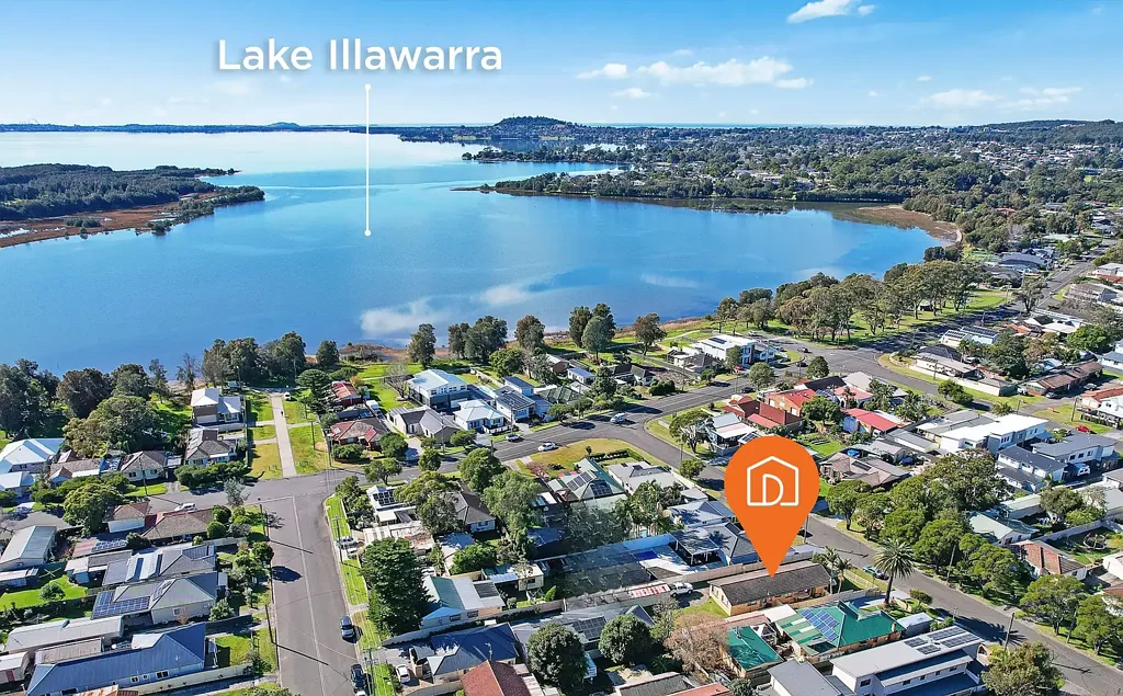 Albion Park Rail 4房  Prime Position with D.A. Approved Plans for 5 Multi Dwelling Units & Existing Dual Income Units