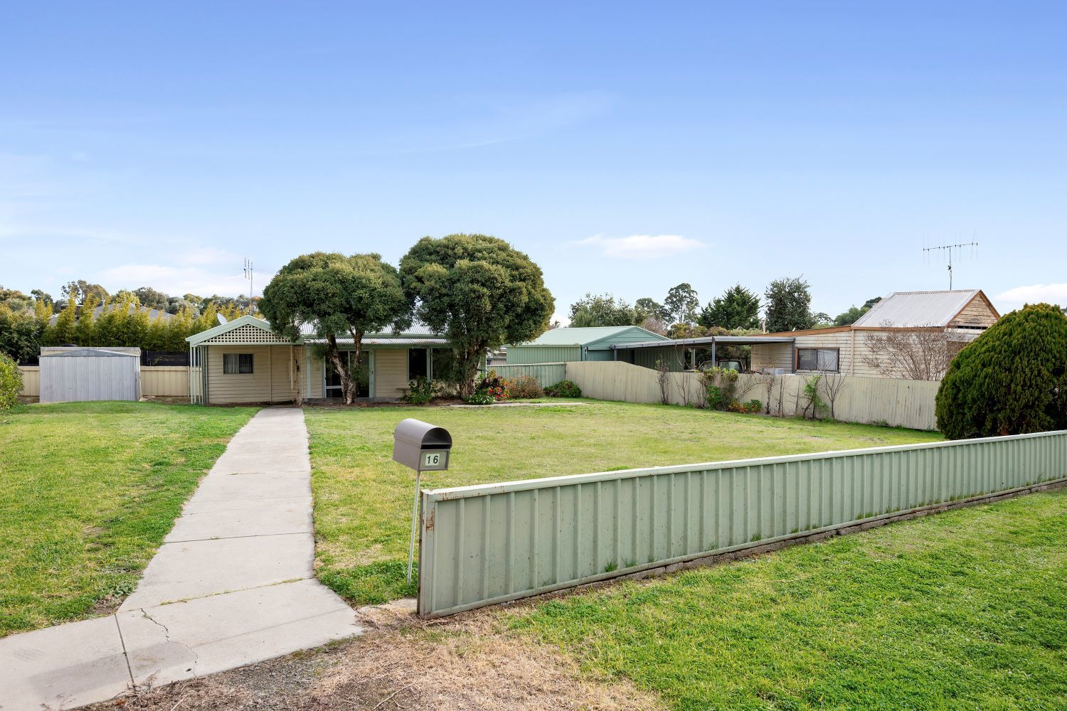 16 YOULDEN ST, CALIFORNIA GULLY VIC 3556, 0 Bedrooms, 0 Bathrooms, House