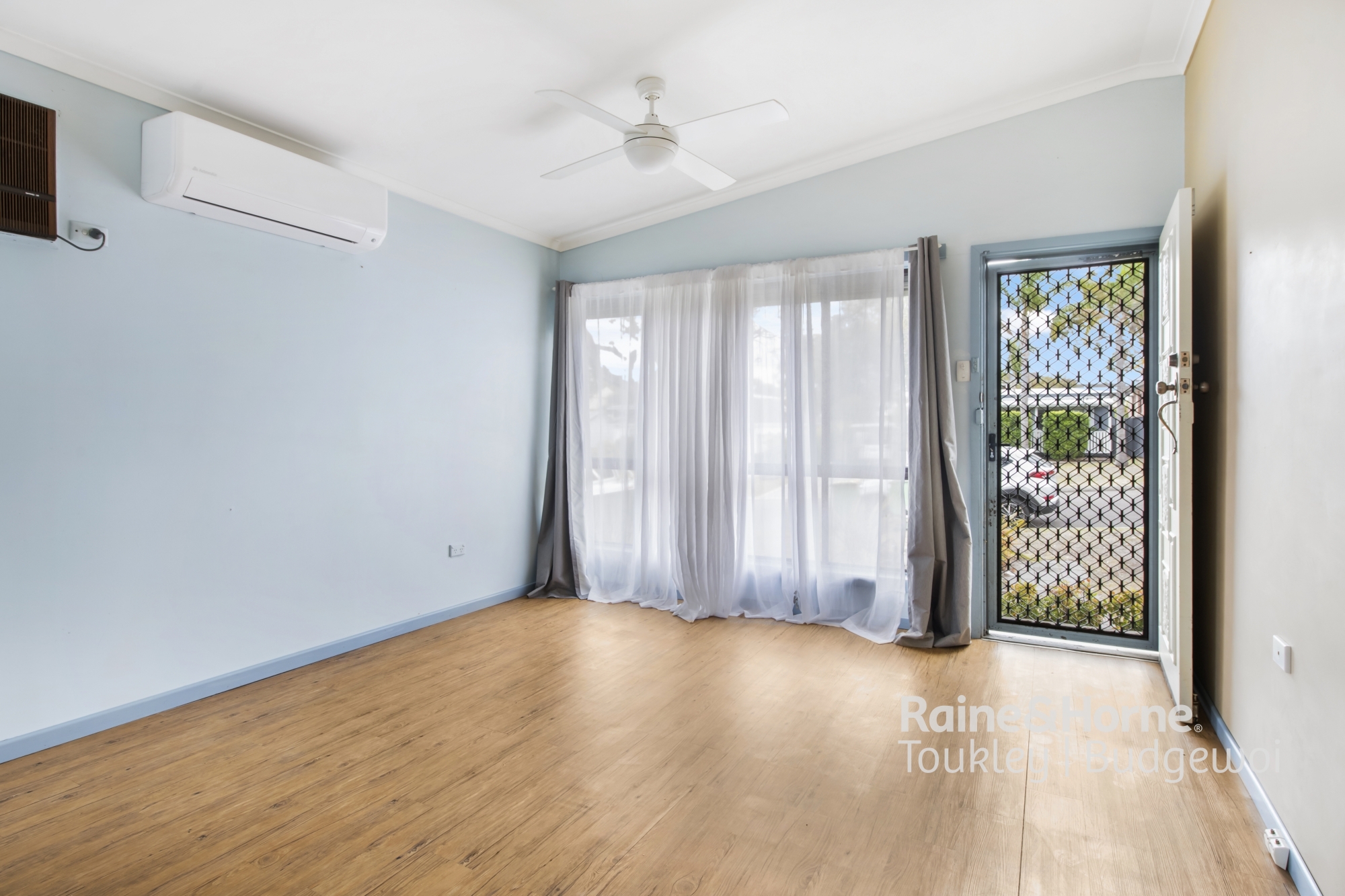 55 WOODLAWN DR, BUDGEWOI NSW 2262, 0 રૂમ, 0 બાથરૂમ, House