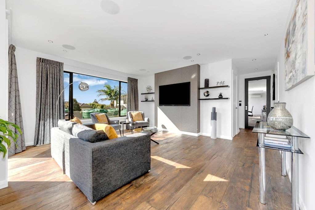 Beachlands 3 Bedroom A CUT ABOVE