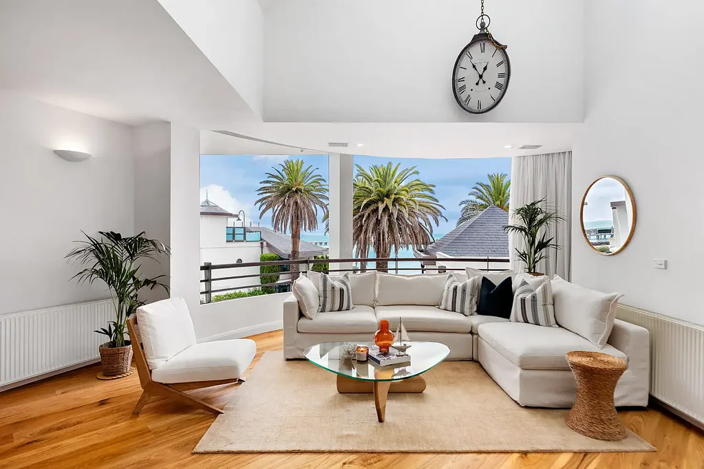 Brighton 3ห้องนอน Waterfront penthouse luxury with the space and views to match